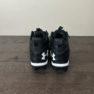 NWB Under Armour Men’s Spotlight Franchise RM Rubber Cleats Athletic Black 14 Under Armour Spotlight Franchise RM Football Shoes- 3022774  main image 2